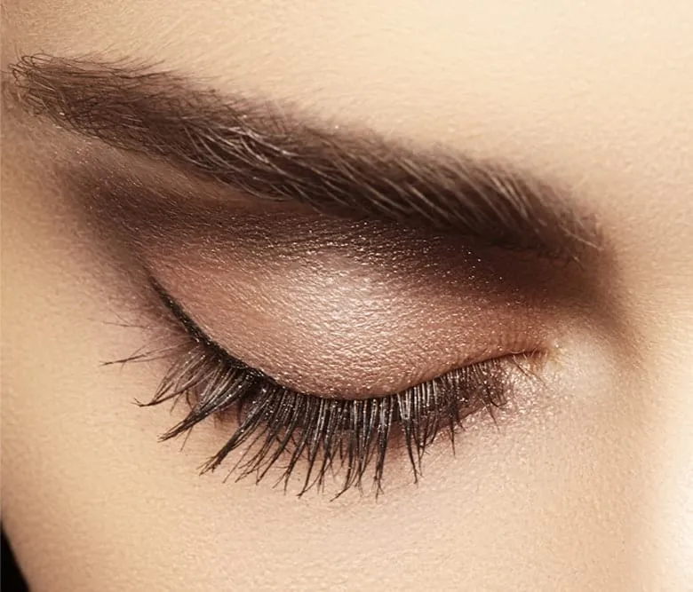 Eyelashes before treatment